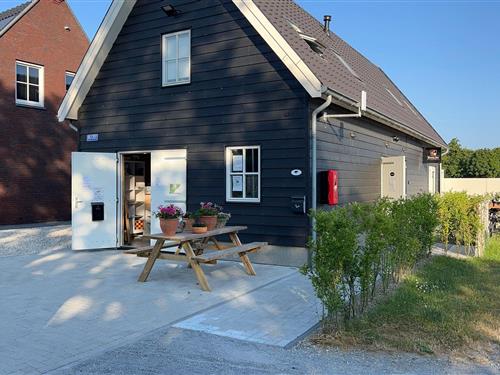 Holiday Home/Apartment - 2 persons -  - 3251 LG - Stellendam