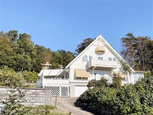  - 6 personer -  - Östra Björkviksvägen - Lanesund - 45198 - Uddevalla