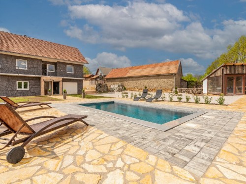 Holiday home - 8 persons -  - Plitvicka - Lika - Gracac - 23440 - Gracac