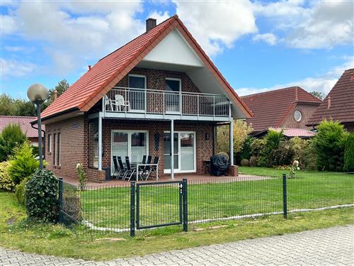 Holiday Home/Apartment - 6 persons -  - Seeparkstraße - 26907 - Walchum