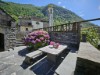 Image 20 - Outside