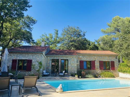 Holiday home - 6 persons -  - Trans En Provence - 83720
