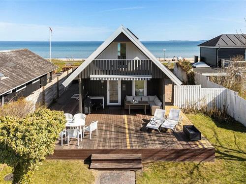 Holiday home - 5 persons -  - Kystvejen - Hasmark - 5450 - Otterup