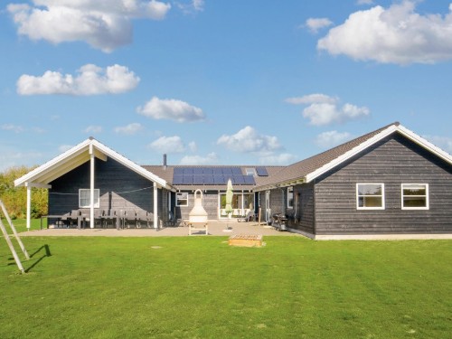 Holiday home - 24 persons -  - Blommestien - Marielyst - 4872 - Idestrup