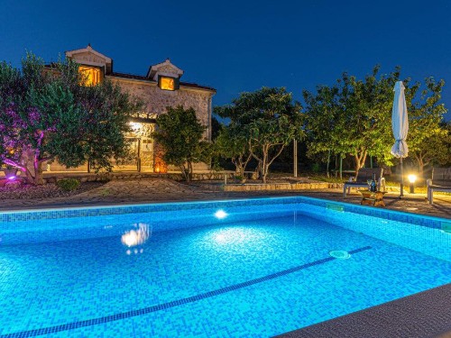 Feriehus - 7 personer -  - Ercezi - Sibenik-Lozovac - 22221 - Lozovac