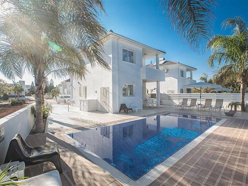 Feriehus / leilighet - 6 personer -  - 43 Athinas Street, Flouressia Villas, Villa - 5296 - Pernera