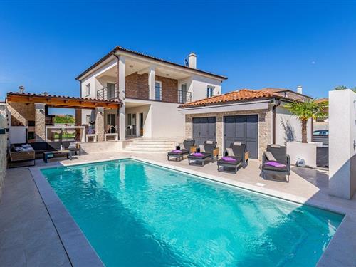 Holiday home - 8 persons -  - 1.maja - 52215 - Vodnjan