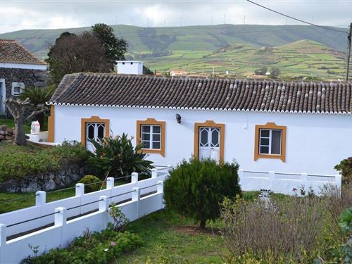 Feriehus - 6 personer -  - Caminho do Meio, - 9760-114 - Cabo Da Praia