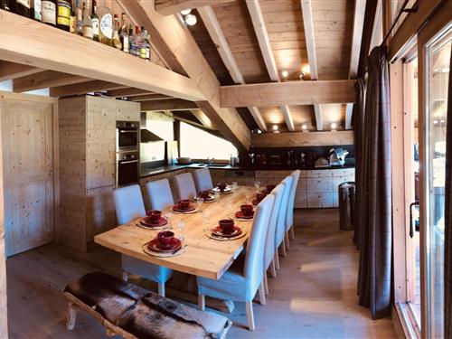 Holiday home - 14 persons -  - 73440 - Saint-Martin-De-Bellevill