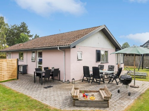 Holiday home - 5 persons -  - Musvitvej - Marielyst - 4873 - Væggerløse