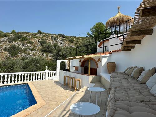 Holiday home - 6 persons -  - 03750 - Alicantie
