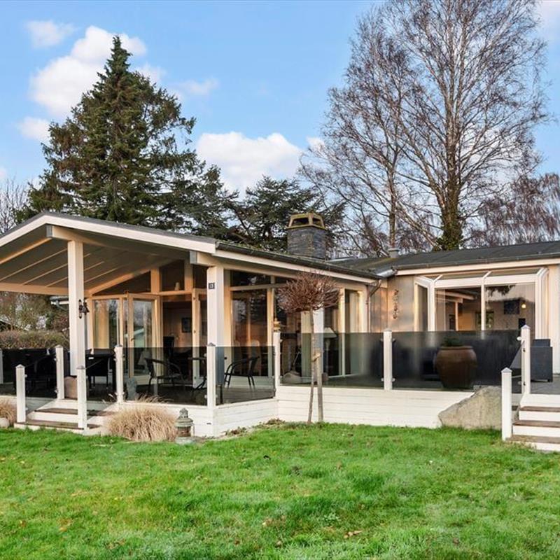 Ferienhaus - 6 Personen -  - Laurasvej - 4673 - Rödvig