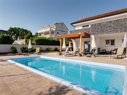 Sommerhus - 10 personer -  - Krk/Pinezici - 51500