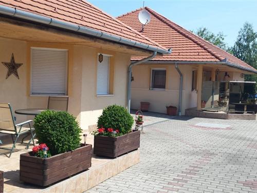 Holiday Home/Apartment - 7 persons -  - Tancsics Mihaly u. - 8649 - Balatonberény