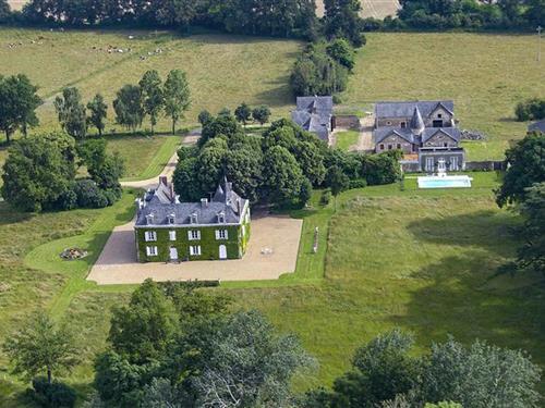 Semesterhus/Semesterlägenhet - 6 personer -  - Château des Lutz - 53200 - Daon