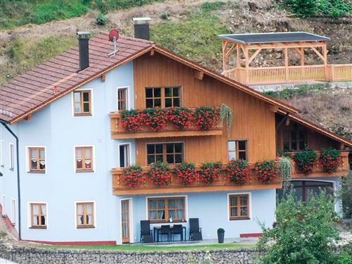 Holiday Home/Apartment - 5 persons -  - Premerzhofener Straße - 92363 - Breitenbrunn