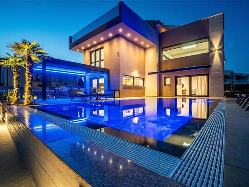 Ferielejlighed - 8 personer -  - Sepunatka - 23234 - Vir