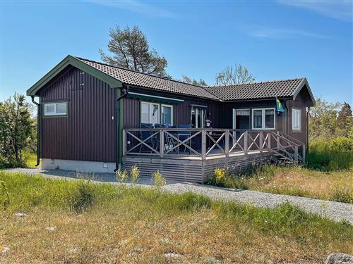 Holiday Home/Apartment - 6 persons -  - Byrumsvägen - Byrum - 38774 - Löttorp