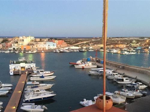 Holiday Home/Apartment - 5 persons -  - Piazza Castello - 92010 - Lampedusa