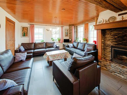 Bondehus - 15 personer -  - 6673 - Brisy-Gouvy