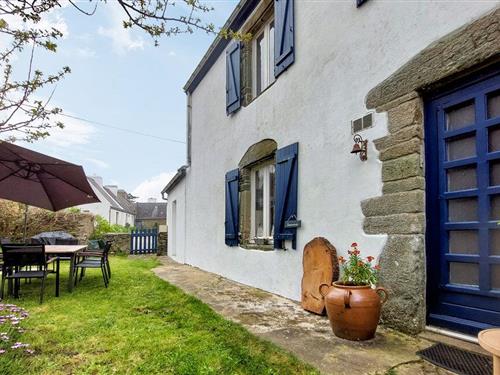 Holiday home - 8 persons -  - Quéhello - Ile De Groix - 56590 - Groix