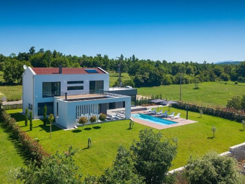 Holiday home - 8 persons -  - Zuzici - Visnjan - 52440 - Porec