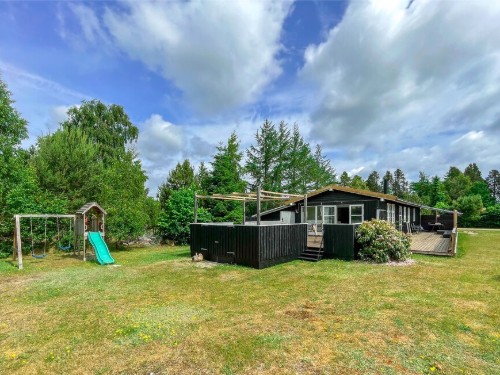Sommerhus - 9 personer -  - Tiliavej - Marielyst - 4873 - Væggerløse