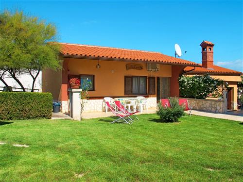 Holiday home - 4 persons -  - Pula/Rakalj - 52208