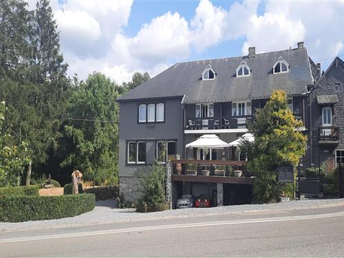 Sommerhus - 22 personer -  - 5580 - Rochefort