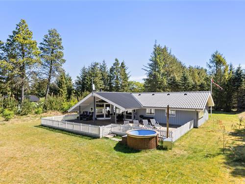 Sommerhus - 6 personer -  - Fyrrekrogen - Houstrup - 6830 - Nr. Nebel