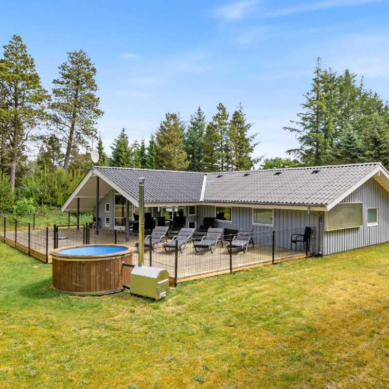 Sommerhus - 6 personer -  - Fyrrekrogen - Houstrup - 6830 - Nr. Nebel