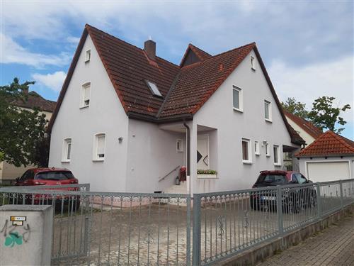 Holiday Home/Apartment - 5 persons -  - Hochstraße - 90513 - Zirndorf