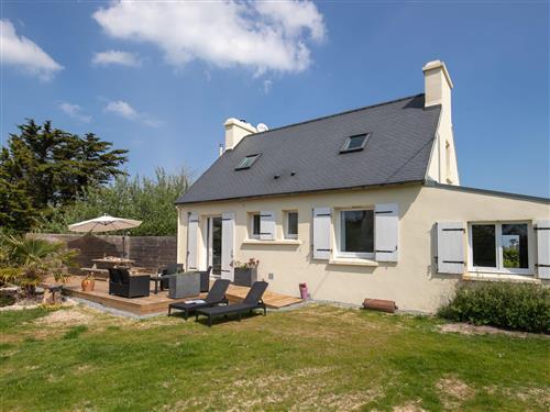 Holiday home - 6 persons -  - Kerlouan - 29890