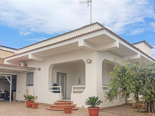Feriehus - 7 personer -  - SP - 92016 - Ribera