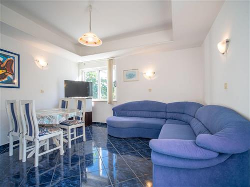 Holiday apartment - 2 persons -  - Novi Vinodolski - 51250