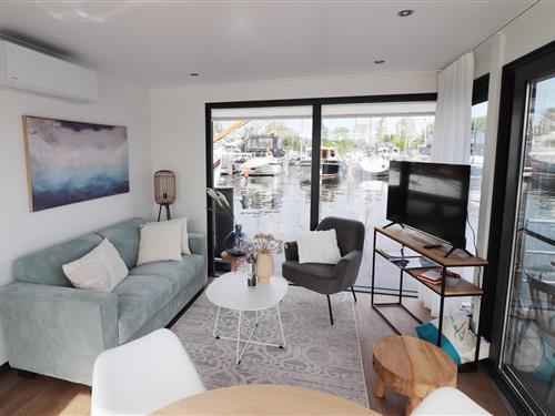 Holiday home - 4 persons -  - 8531PB - Lemmer