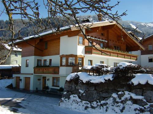 Holiday Home/Apartment - 4 persons -  - Peter-Buchner-Straße - 5710 - Kaprun