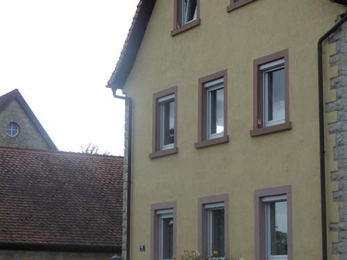 Holiday Home/Apartment - 5 persons -  - Würzburger Straße - 97276 - Margetshöchheim