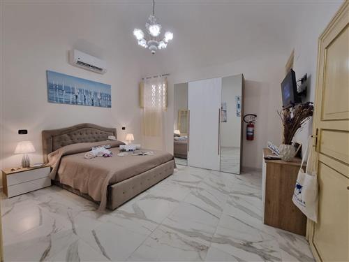 Ferienwohnung - 2 Personen -  - Carini - 90044
