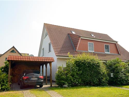 Holiday Home/Apartment - 8 persons -  - Wiesenstraße - 18374 - Zingst