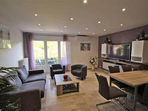 Holiday apartment - 5 persons -  - 83120 - Ste Maxime