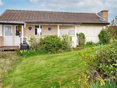 Holiday Home/Apartment - 4 persons -  - Dyssevænget - Nørre Kettingskov - 6440 - Augustenborg