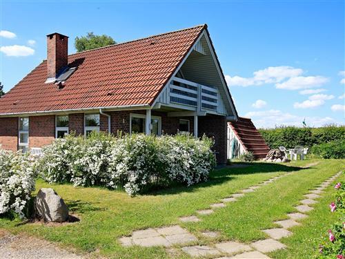 Holiday Home/Apartment - 6 persons -  - Liljevænget - Lundeborg - 5874 - Hesselager