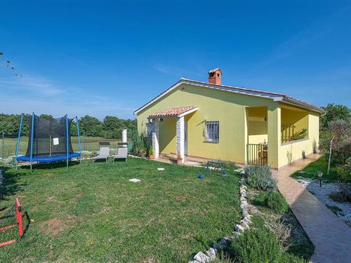 Holiday home - 5 persons -  - Marcana - Pula-Marcana - 52206 - Marcana