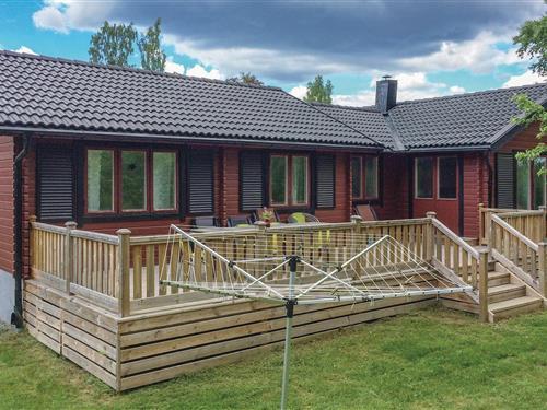 Sommerhus - 10 personer -  - Backsippsvägen - 642 92 - Flen