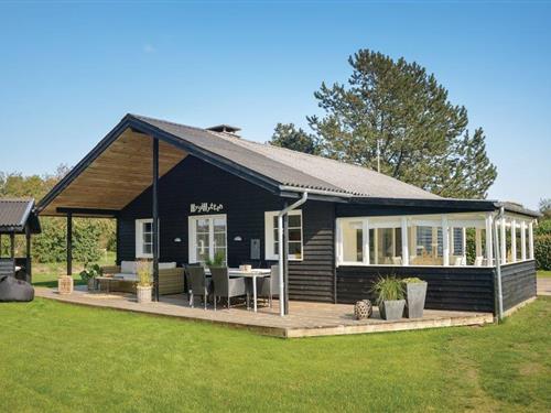 Sommerhus - 5 personer -  - Lukkebjerg - Bork Havn - 6893 - Hemmet Strand