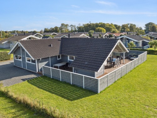 Sommerhus - 8 personer -  - Pøt Strandby - 7130 - Horsens