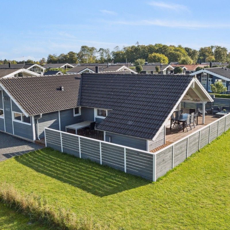 Sommerhus - 8 personer -  - Pøt Strandby - 7130 - Juelsminde