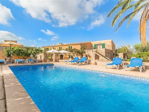 Holiday home - 11 persons -  - Cami des mussol s/n - 07208 - Cas Concos Des Cavaller