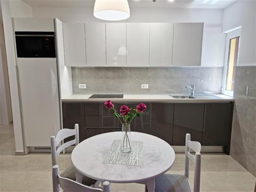 Holiday Home/Apartment - 2 persons -  - Stjepana Radica - 51523 - Baška